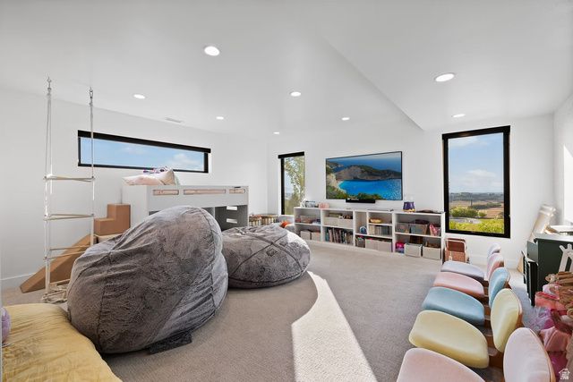 1057 W SEASONS VIEW CT, Lehi, UT 84048