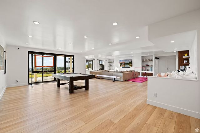 1057 W SEASONS VIEW CT, Lehi, UT 84048