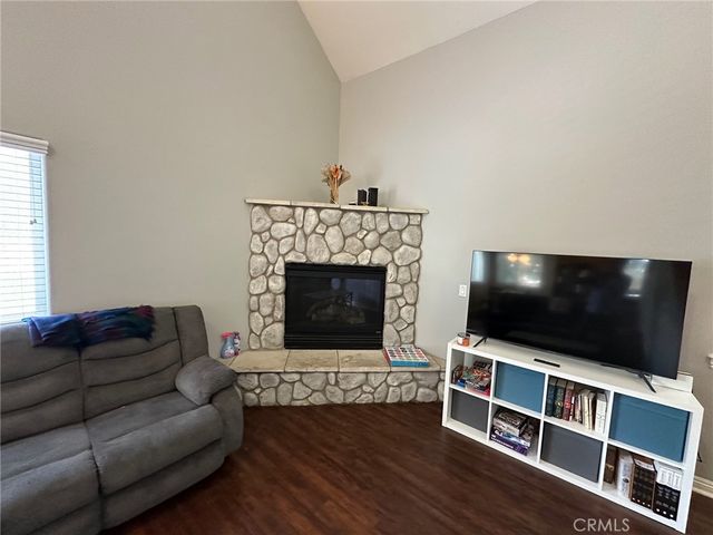 2551 Rim Of The World Drive, Running Springs, CA 92382