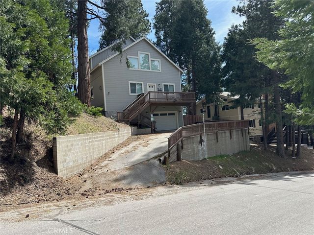 2551 Rim Of The World Drive, Running Springs, CA 92382