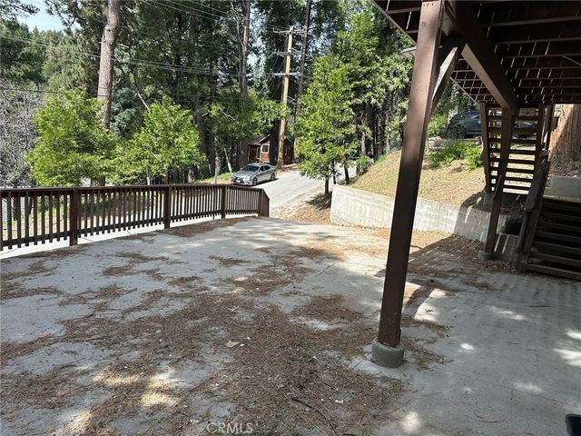 2551 Rim Of The World Drive, Running Springs, CA 92382