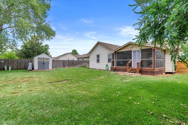 1125 N Raintree Dr, Derby, KS 67037
