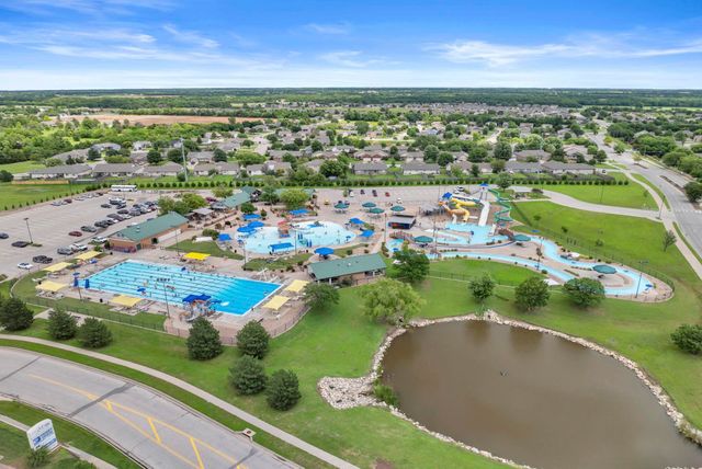 1125 N Raintree Dr, Derby, KS 67037