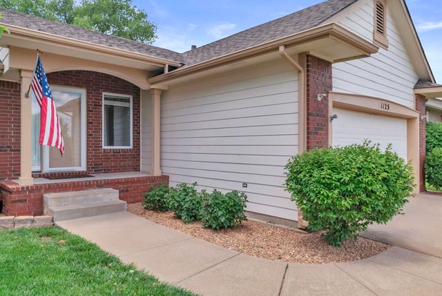 1125 N Raintree Dr, Derby, KS 67037
