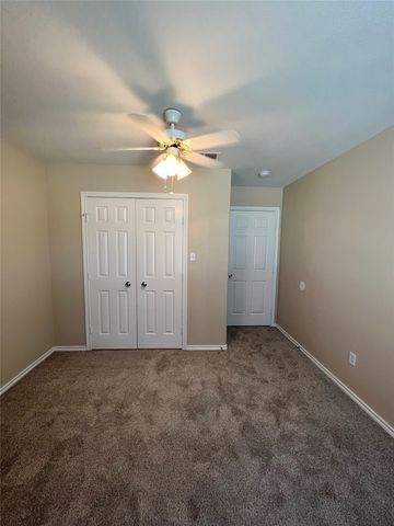 120 Sunburst Court, Weatherford, TX 76087