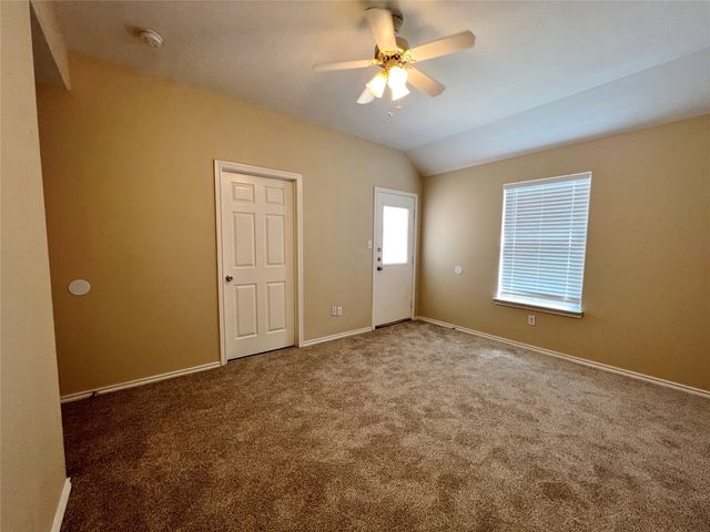 120 Sunburst Court, Weatherford, TX 76087