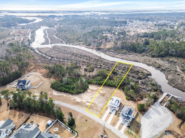 258 Kings Creek Crossing, Holly Ridge, NC 28445
