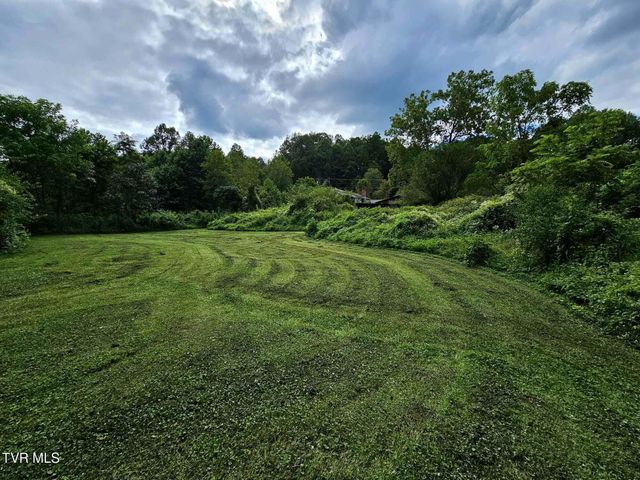 1206 Irondale Road, Big Stone Gap, VA 24219