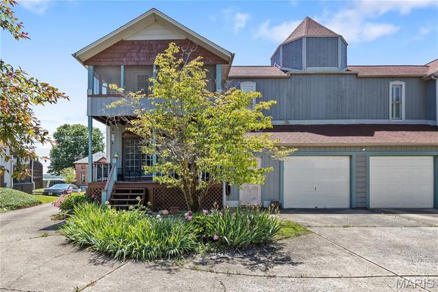 436 E 3rd Street A, Alton, IL 62002