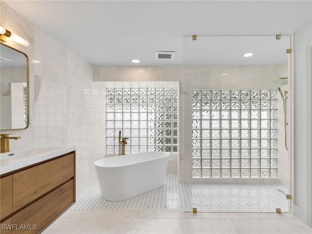 1803 Imperial Golf Co BLVD, Naples, FL 34110