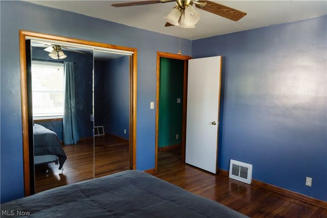 1424 Maple Street, Barberton, OH 44203