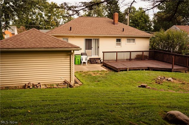 1424 Maple Street, Barberton, OH 44203