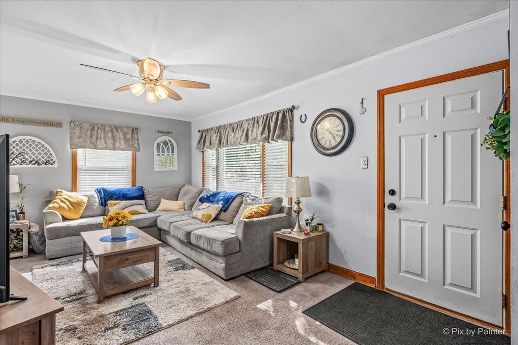 249 W Butterfield Road, Elmhurst, IL 60126 — photo 2