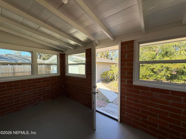 85139 RADIO Avenue, Yulee, FL 32097