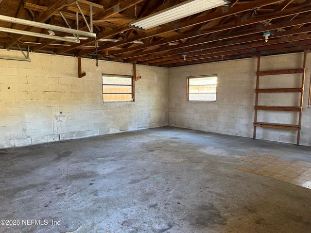 85139 RADIO Avenue, Yulee, FL 32097