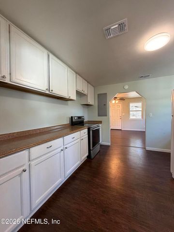 85139 RADIO Avenue, Yulee, FL 32097