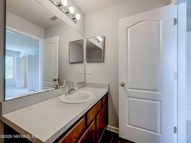 393 SERVIA Drive, St. Johns, FL 32259