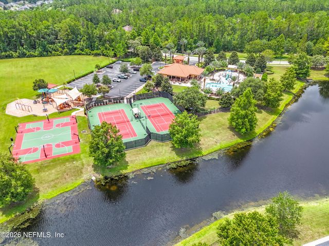 393 SERVIA Drive, St. Johns, FL 32259