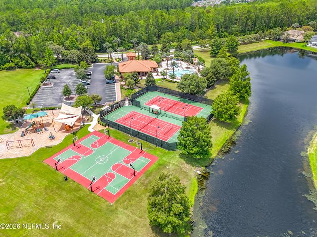 393 SERVIA Drive, St. Johns, FL 32259