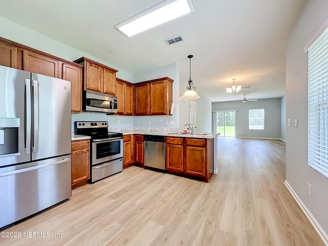 393 SERVIA Drive, St. Johns, FL 32259