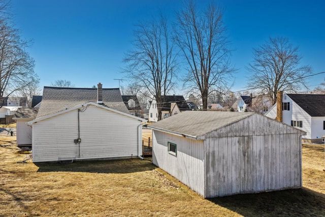 707 CLEVELAND AVENUE, Algoma, WI 54201