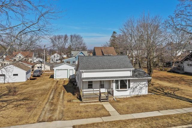 707 CLEVELAND AVENUE, Algoma, WI 54201