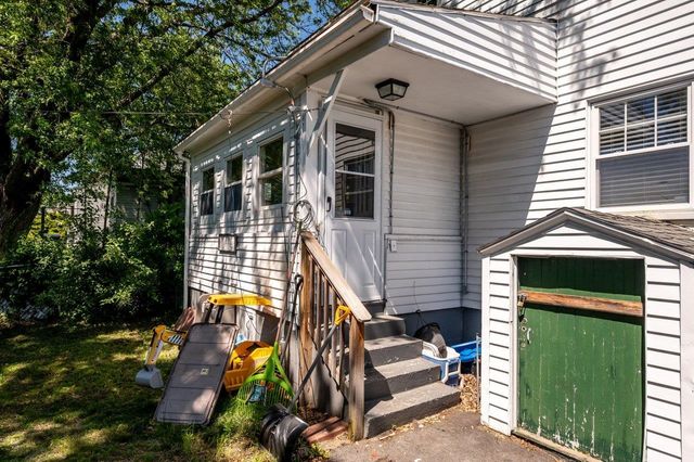 20 Upland Street, Manchester, NH 03102