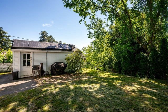 20 Upland Street, Manchester, NH 03102