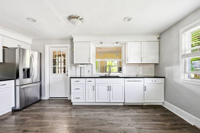 20 Upland Street, Manchester, NH 03102