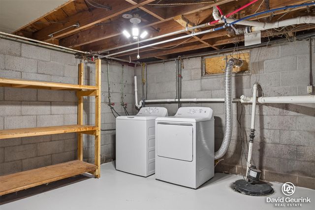 17 N Division Avenue, Holland, MI 49424