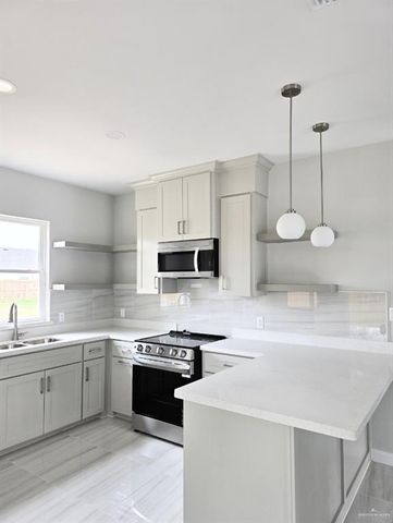 2005 Dragonfly Street 2, Mission, TX 78572