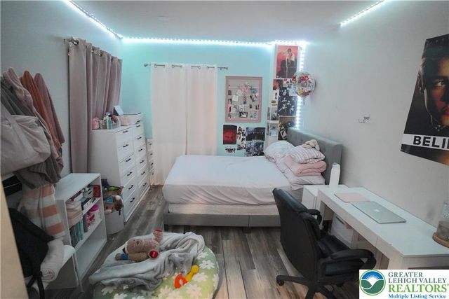 3863 Mauch Chunk Road, Allentown City, PA 18104