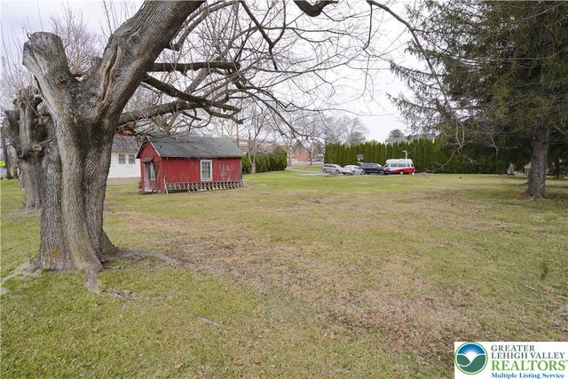 3863 Mauch Chunk Road, Allentown City, PA 18104