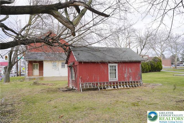 3863 Mauch Chunk Road, Allentown City, PA 18104