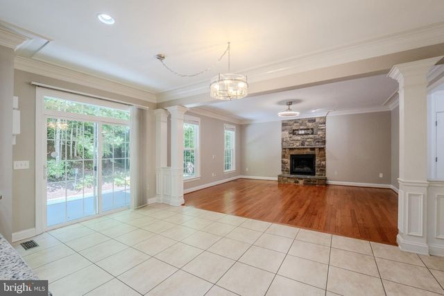 7812 LAKE DR, Manassas, VA 20111