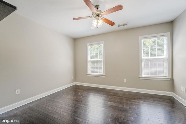 7812 LAKE DR, Manassas, VA 20111