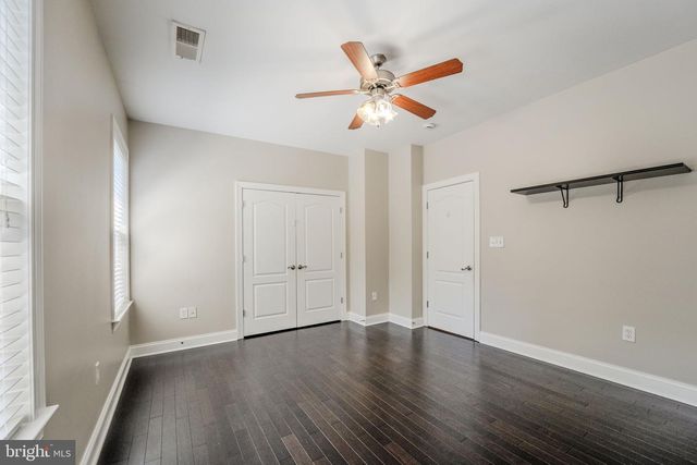 7812 LAKE DR, Manassas, VA 20111