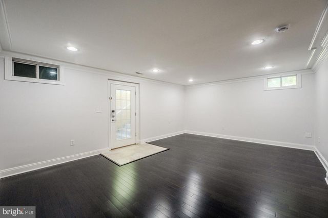 7812 LAKE DR, Manassas, VA 20111