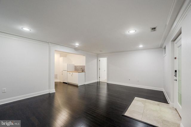 7812 LAKE DR, Manassas, VA 20111