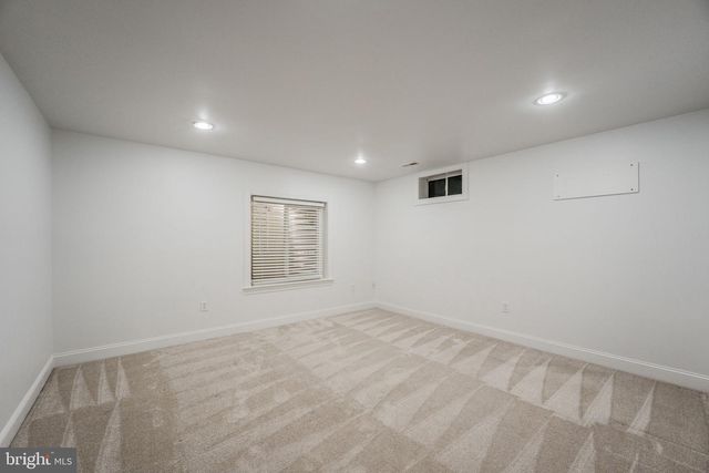 7812 LAKE DR, Manassas, VA 20111