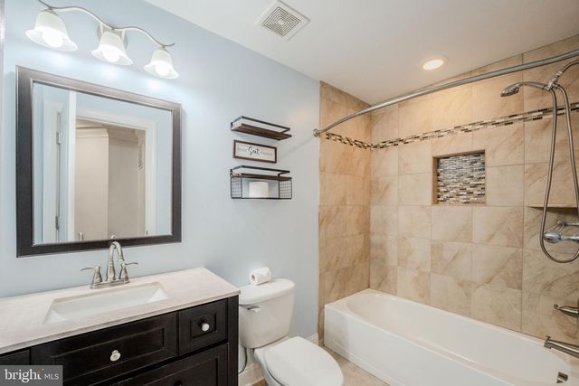 7812 LAKE DR, Manassas, VA 20111