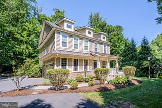 7812 LAKE DR, Manassas, VA 20111