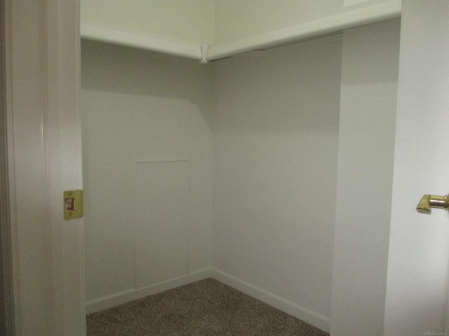 35907 Fierimonte Drive, Clinton Twp, MI 48035