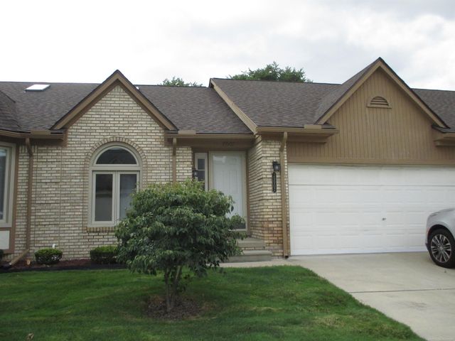 35907 Fierimonte Drive, Clinton Twp, MI 48035