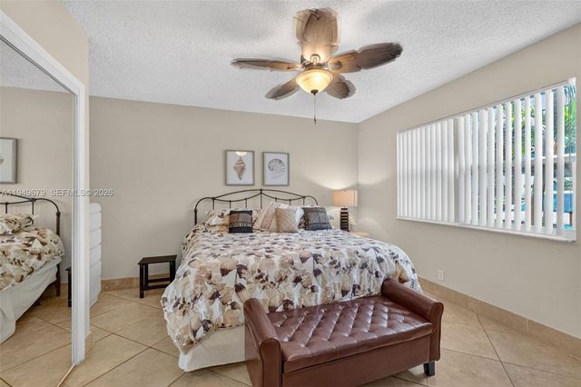 4520 el Mar 12+18, Lauderdale By The Sea, FL 33308