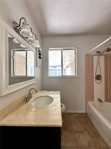 1701 Santa Maria St, Kingsville, TX 78363