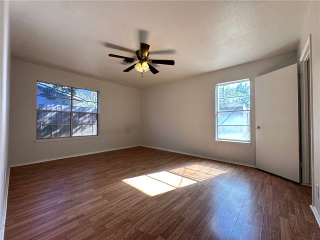 1701 Santa Maria St, Kingsville, TX 78363