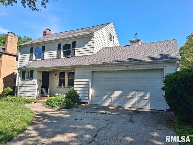 223 W HOLLYRIDGE Circle, Peoria, IL 61614