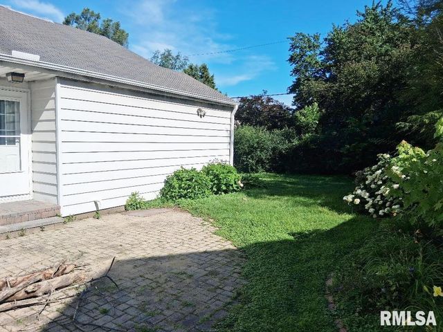 223 W HOLLYRIDGE Circle, Peoria, IL 61614