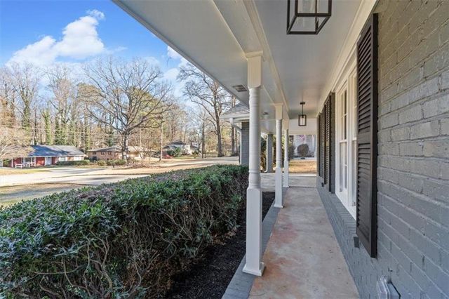 395 Ben SW Avenue, Lilburn, GA 30047